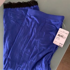 NWT Soprano Sapphire Skirt with Lace Trim at Bottom